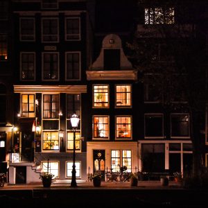 Amsterdam-2 Amsterdam-2